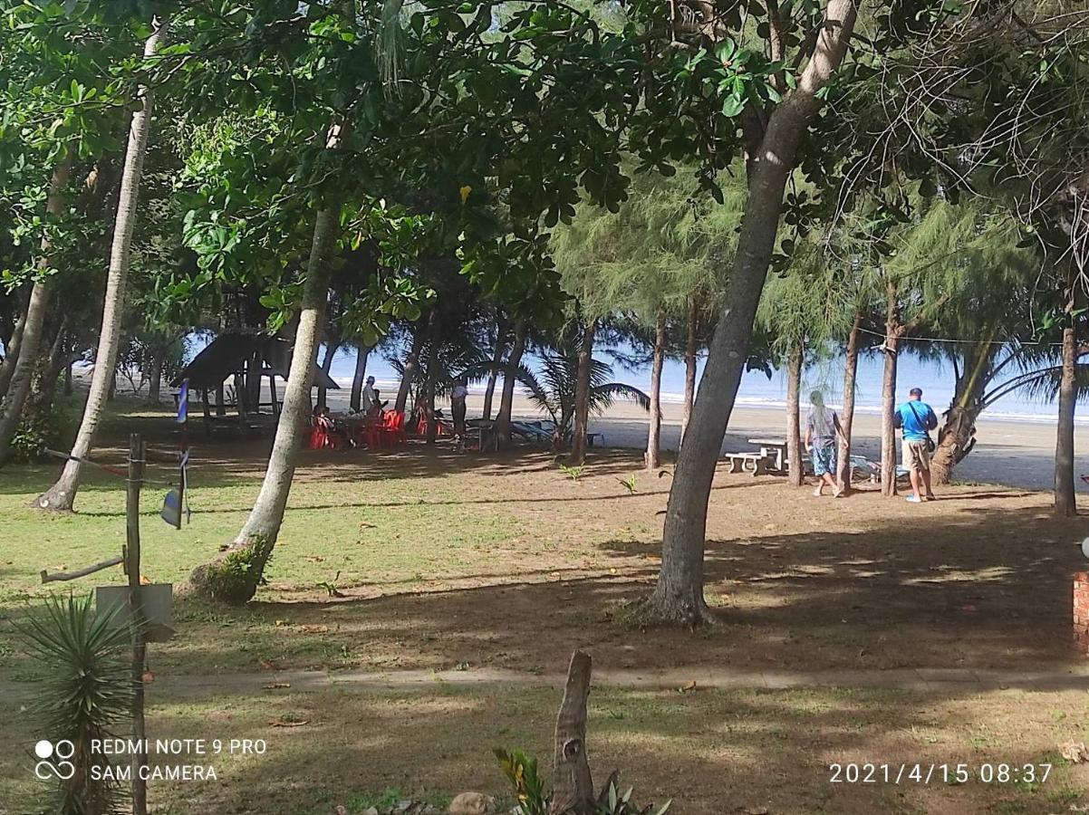 Sukorn Andaman Beach Resort Ko Sukon Zewnętrze zdjęcie