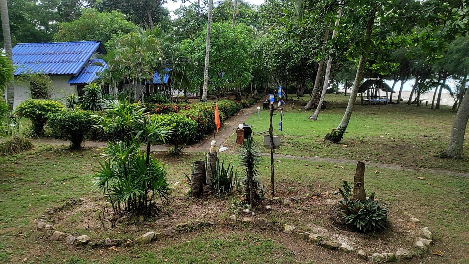 Sukorn Andaman Beach Resort Ko Sukon Zewnętrze zdjęcie