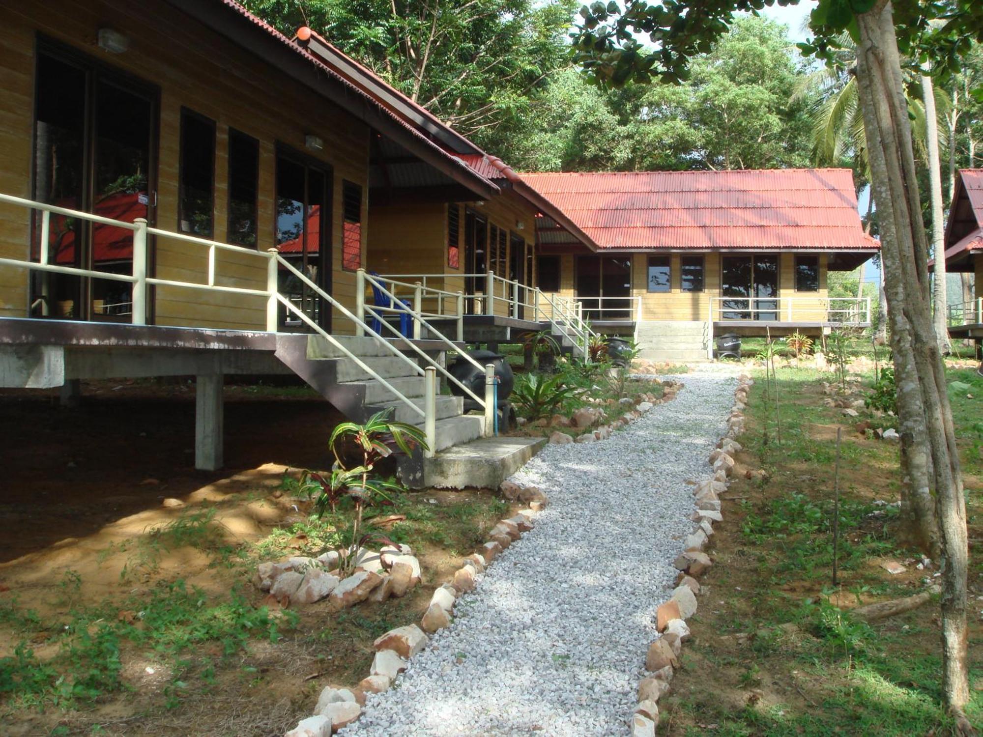 Sukorn Andaman Beach Resort Ko Sukon Zewnętrze zdjęcie