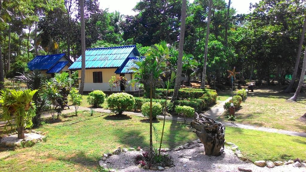 Sukorn Andaman Beach Resort Ko Sukon Zewnętrze zdjęcie