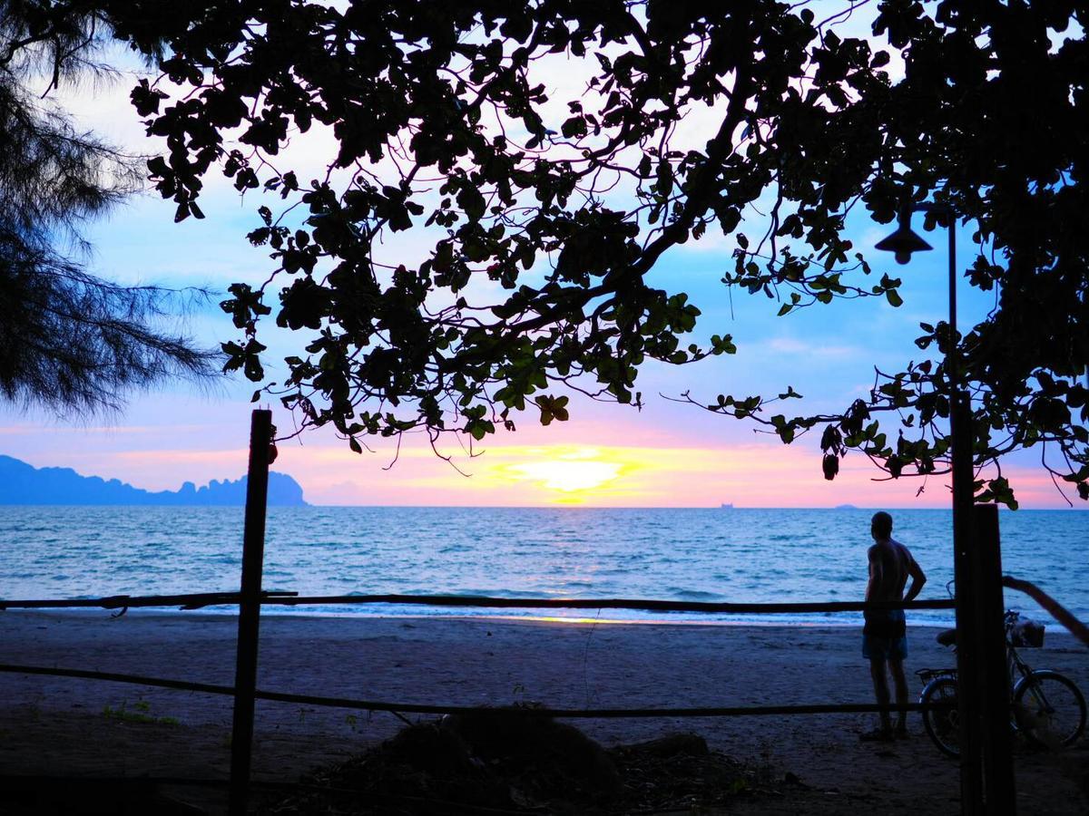 Sukorn Andaman Beach Resort Ko Sukon Pokój zdjęcie