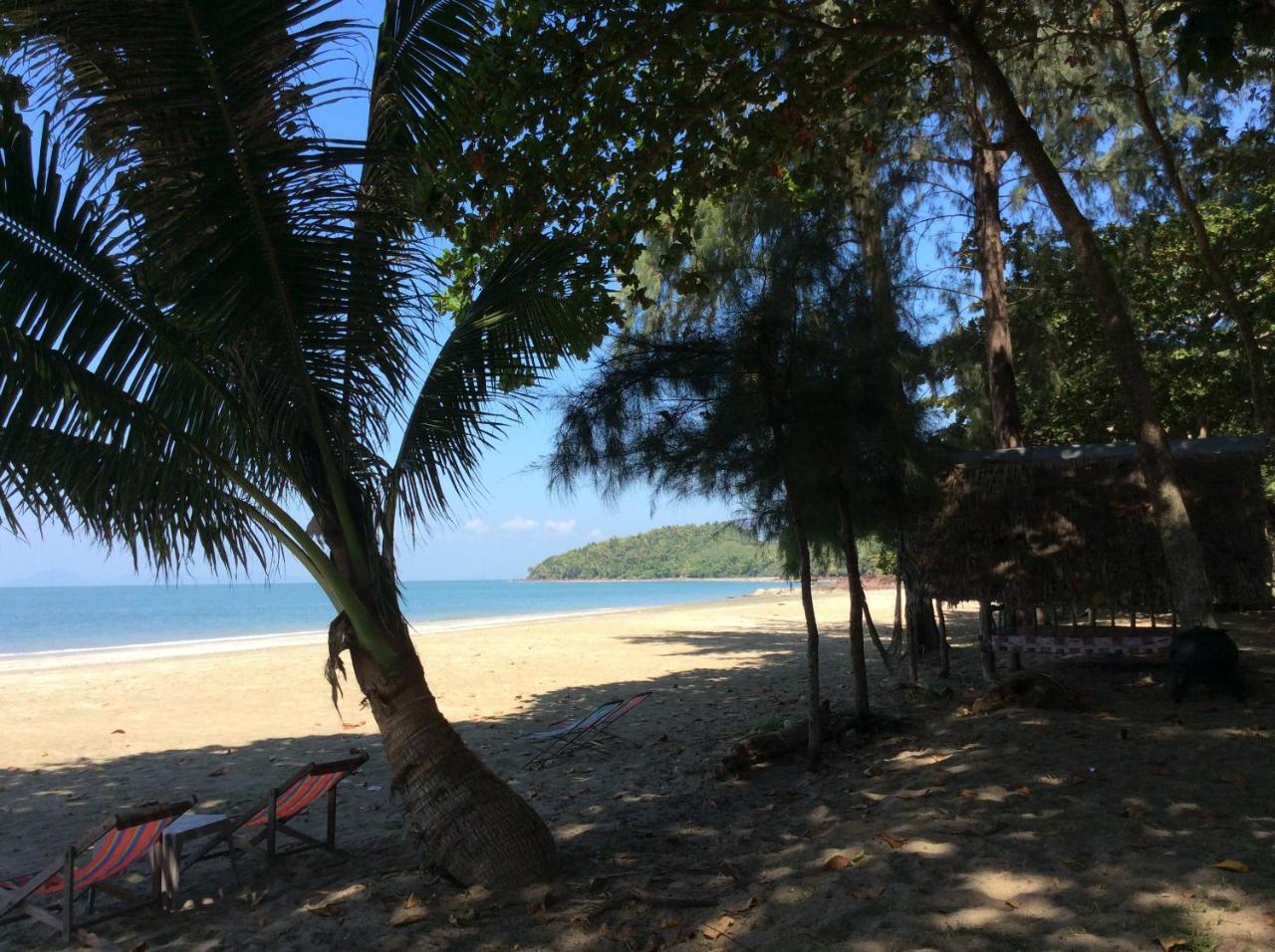 Sukorn Andaman Beach Resort Ko Sukon Zewnętrze zdjęcie